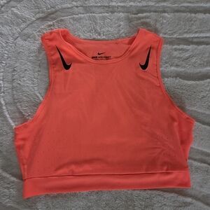 Women's Nike AeroSwift Running Crop Top Shirt Lightweight Neon Orange Coral Sz M